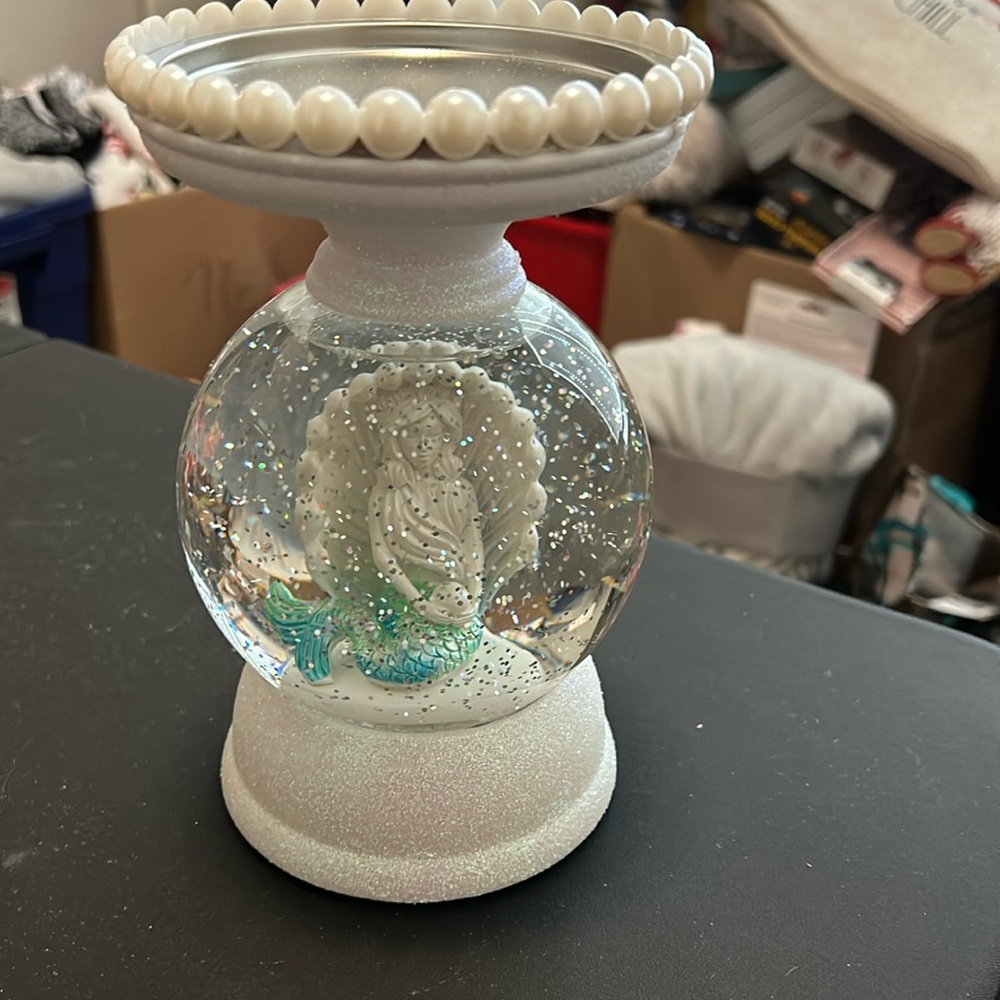 Bath and Body Works discontinued mermaid snow globe candle holder